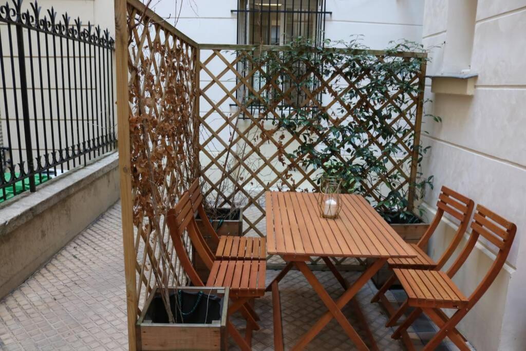 Apartamento Petit Bijou Dans Le Centre De París Exterior foto